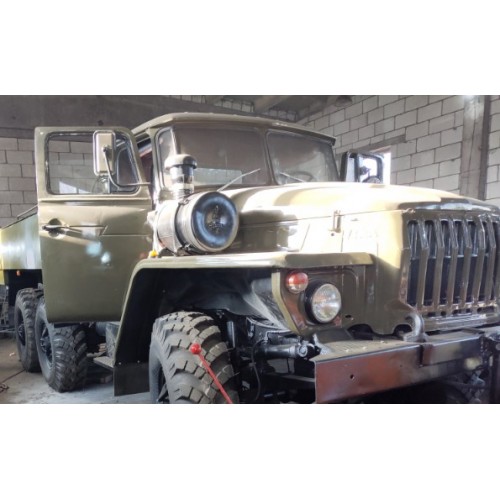 Автомобиль Урал 4320 цистерна