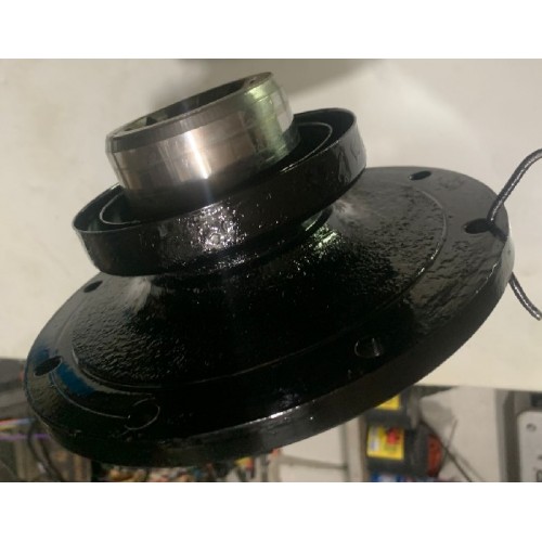 Фланец раздаточной коробки Камаз 4310 в отличном состоянии 43101802198, 4310-1802198 купить на разборке в Киеве