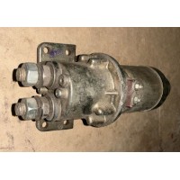 Выключатель массы ВК-860 24В КамАЗ 4310 новый 4 отверстия оригинал 1402-3737 5320-3737010 купить на разборке в Киеве Выключатель массы ВК-860 24В КамАЗ 4310 новый 4 отверстия оригинал 1402-3737 5320-3737010 купить на разборке в Киеве